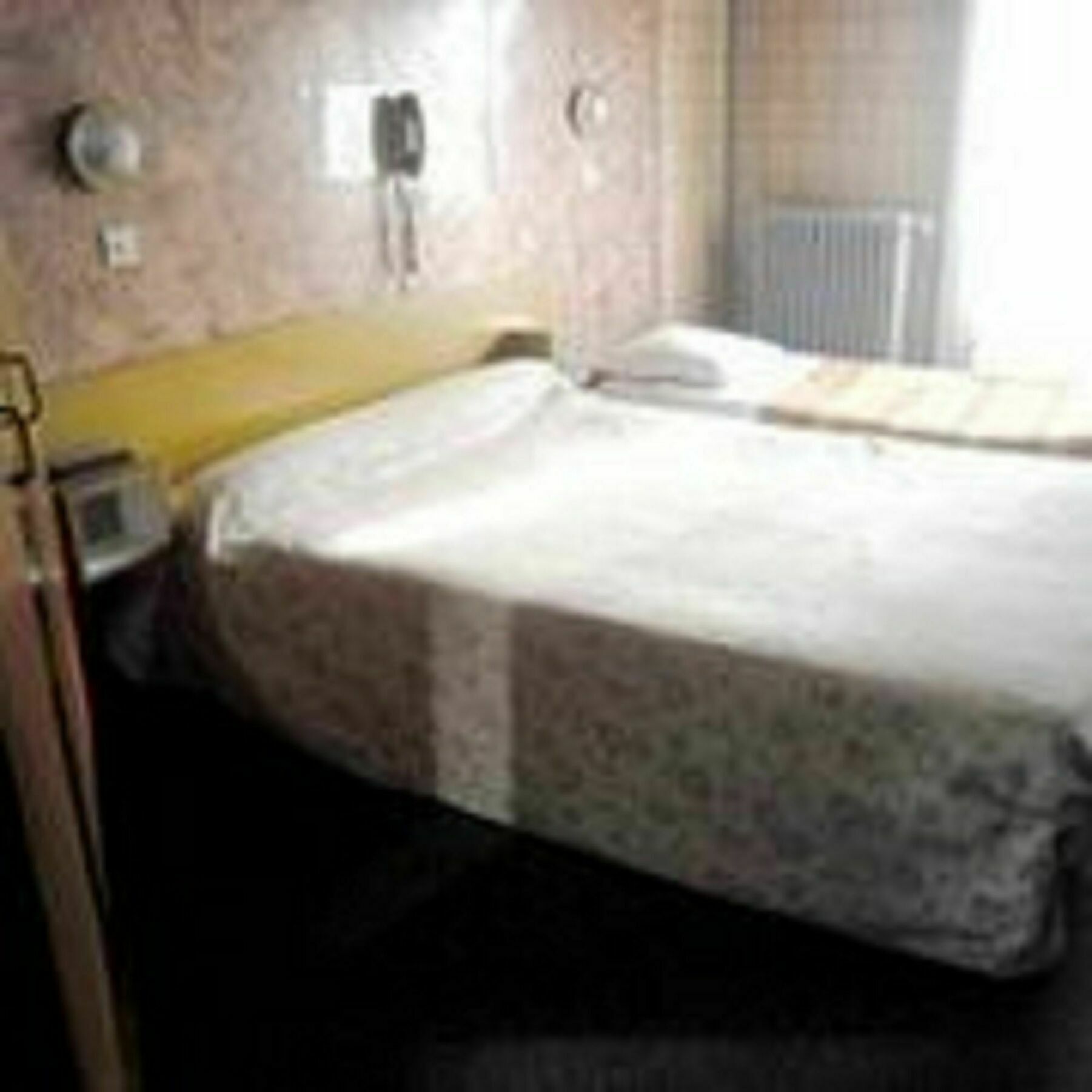 Hotel De La Comete Paris Exteriör bild